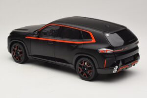 BMW XM G09 Matt Black Minichamps 1:18 110023301 Druckguss — Bild 7 von 8