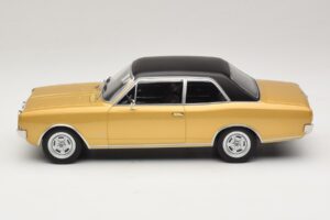 Opel Commodore A Beige MCG 1:18 MCG18559 Druckguss — Bild 3 von 6