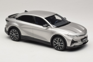 Alpine A390 GT Argent Mercure Otto 1:18 OT1318 Resin — Bild 4 von 6