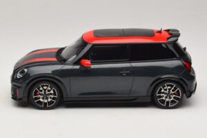 Mini Cooper JCW F66 Legend Grey Otto 1:18 OT1244 Resin — Bild 3 von 6