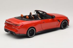 BMW M4 G83 Cabriolet Red Metallic Minichamps 1:18 110021030 Druckguss — Bild 3 von 8