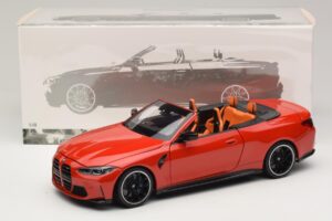 BMW M4 G83 Cabriolet Red Metallic Minichamps 1:18 110021030 Druckguss — Bild 8 von 8