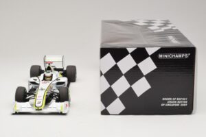 Brawn GP BGP001 #22 J. Button Singapore GP 2009 Minichamps 1:18 180090222 Resin — Bild 6 von 7
