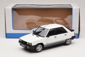 Renault 11 Turbo Weiß MCG 1:18 MCG18589 Druckguss — Bild 6 von 6