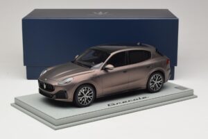 Maserati Grecale Bronze BBR 1:18 P18220FMAS Resin — Bild 7 von 7