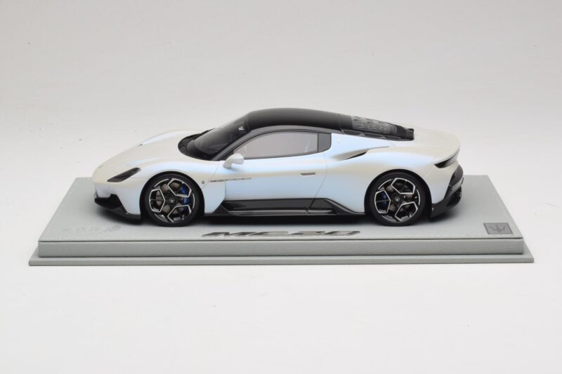 Maserati MC20 Bianco Audace BBR 1:18 P18191AMAS Resin