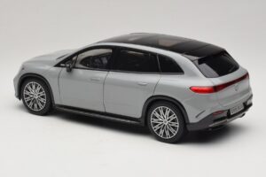 Mercedes EQS SUV X296 Manufaktur Alpine Grey NZG 1:18 B66960591 Druckguss — Bild 7 von 8