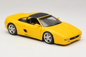 Ferrari F355 Spider Gelb mit Schwarzem Dach UT Models 1:18 180074030-P4 Druckguss — Bild 6 von 8