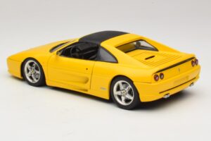 Ferrari F355 Spider Gelb mit Schwarzem Dach UT Models 1:18 180074030-P4 Druckguss — Bild 7 von 8