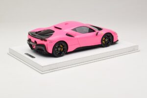 Ferrari SF90 Pack Fiorano Glanz Qatar Pink BBR 1:18 RACELINE137 Resin — Bild 2 von 7