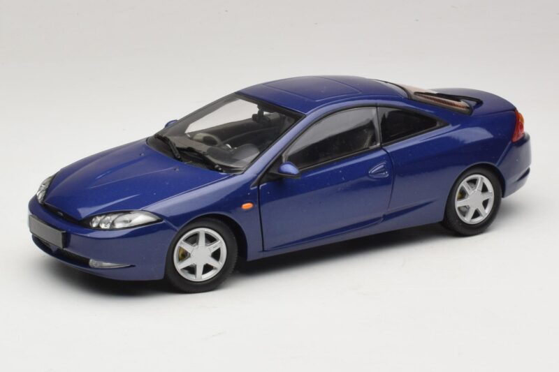Ford Cougar Blau Action 1:18 ACTION001 Druckguss