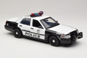 Ford Crown Victoria Police Interceptor The Hangover Movie Greenlight 1:18 12911 Druckguss — Bild 4 von 6