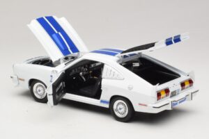 Ford Mustang II Cobra II Charlie's Angels Movie Greenlight 1:18 12880 Druckguss — Bild 5 von 8