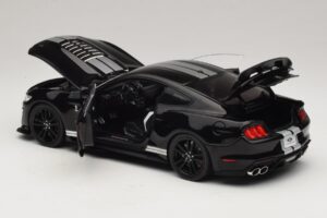 Ford Mustang Shelby GT500 S550 Schwarz IXO 1:18 U18RDC002-FO Druckguss — Bild 5 von 8