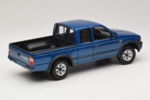 Ford Ranger Super Cab Blau Action 1:18 ACTION002 Druckguss — Bild 3 von 8