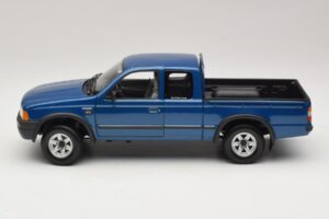 Ford Ranger Super Cab Blau Action 1:18 ACTION002 Druckguss — Bild 4 von 8