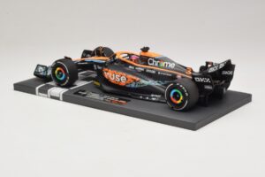 McLaren MCL36 #3 D. Ricciardo Abu Dhabi GP 2022 Minichamps 1:18 537224003 Resin — Bild 5 von 7