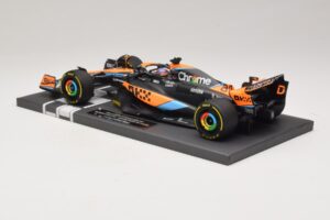 McLaren MCL60 #81 O. Piastri Hungarian GP 2023 Minichamps 1:18 537233081 Resin — Bild 5 von 7