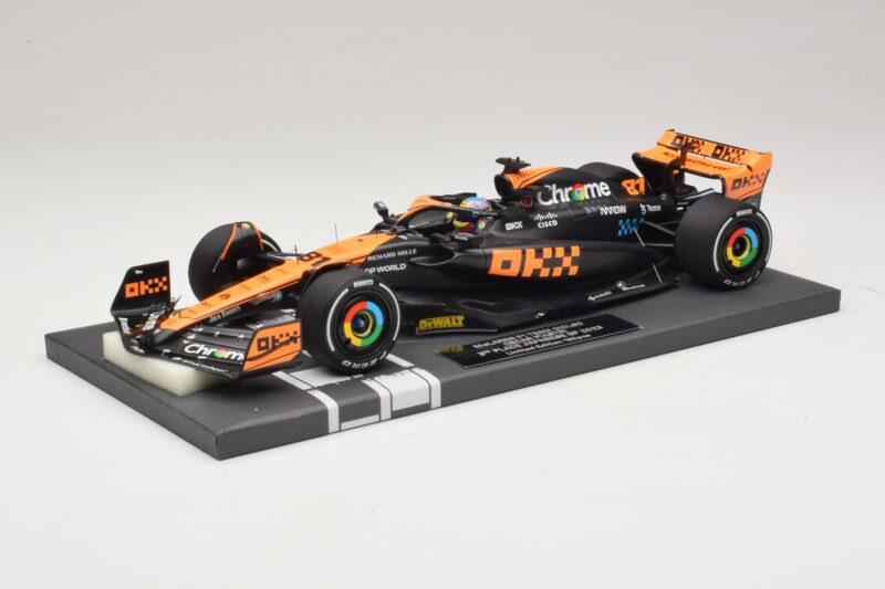 McLaren MCL60 #81 O. Piastri Japanese GP 2023 Minichamps 1:18 537233581 Resin