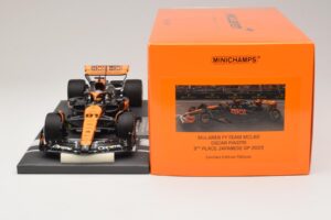 McLaren MCL60 #81 O. Piastri Japanese GP 2023 Minichamps 1:18 537233581 Resin — Bild 6 von 7