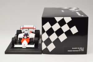 McLaren MP4/2 TAG #7 A. Prost Portuguese GP Winner 1984 Minichamps 1:18 537841807 Resin — Bild 6 von 7