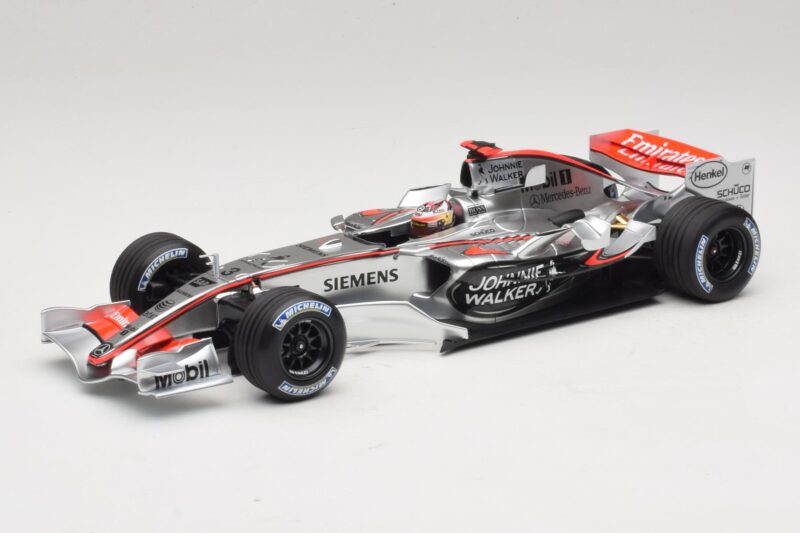McLaren MP4/21 #3 K. Raikkonen 2006 Minichamps 1:18 530061803 Resin