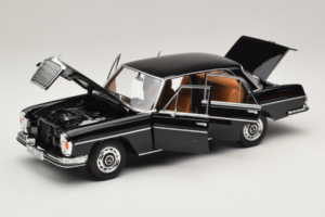 Mercedes 280 SE W108 Schwarz Norev 1:18 183360 Druckguss — Bild 2 von 8