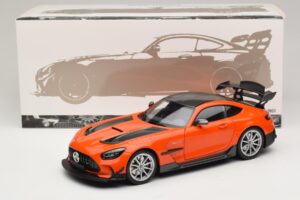 Mercedes AMG GT Black Series C190 Orange mit Silbernen Felgen Minichamps 1:18 110032024 Druckguss — Bild 8 von 8