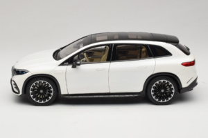 Mercedes EQS SUV X296 Manufaktur Diamond White NZG 1:18 B66960590 Druckguss — Bild 4 von 8