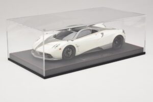 Pagani Huayra Luminous Green AB 1:18 REMC041 Resin — Bild 6 von 7