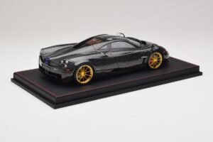 Pagani Huayra Starry Night Sky AB 1:18 REMC039 Resin — Bild 3 von 7