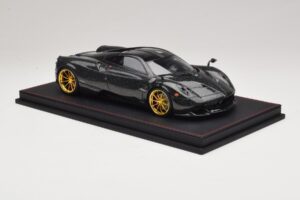Pagani Huayra Starry Night Sky AB 1:18 REMC039 Resin — Bild 4 von 7