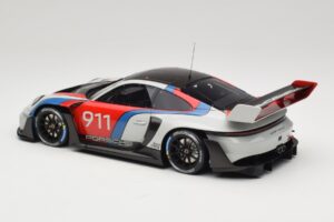Porsche 911 992 GT3 R Rennsport GT Spirit 1:18 GT495 Resin — Bild 5 von 6