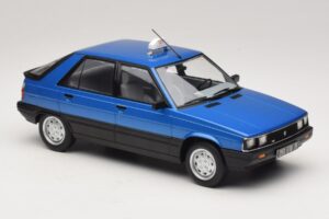 Renault 11 GTL Taxi James Bond MCG 1:18 MCG18833 Druckguss — Bild 4 von 6