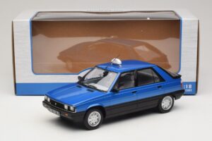 Renault 11 GTL Taxi James Bond MCG 1:18 MCG18833 Druckguss — Bild 6 von 6