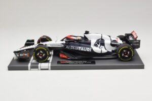Scuderia AlphaTauri AT04 D. Ricciardo Hungarian GP 2023 Minichamps 1:18 117231203 Resin — Bild 3 von 7