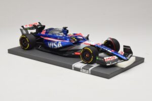 Visa Cash App RB VCARB 01 A. Iwasa FP1 Japanese GP 2024 Minichamps 1:18 117240440 Resin — Bild 4 von 7