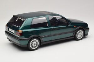 Volkswagen Golf Mk3 VR6 Carat Dragon Green Otto 1:12 G099 Resin — Bild 2 von 6