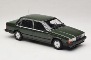 Volvo 740 GL Dunkelgrün Minichamps 1:18 155171702 Druckguss — Bild 4 von 6