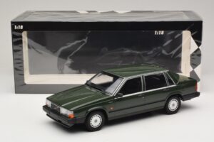 Volvo 740 GL Dunkelgrün Minichamps 1:18 155171702 Druckguss — Bild 6 von 6