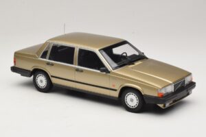Volvo 740 GL Gold Minichamps 1:18 155171700 Druckguss — Bild 4 von 6