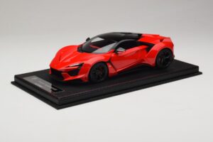 W Motors Fenyr Supersport Rot SophiArt 1:18 W Motors Fenyr Supersport Rot SophiArt 1:18 SA003-06 Resin