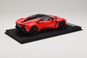 W Motors Fenyr Supersport Rot SophiArt 1:18 SA003-06 Resin — Bild 2 von 6