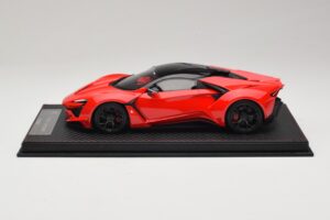 W Motors Fenyr Supersport Rot SophiArt 1:18 SA003-06 Resin — Bild 3 von 6