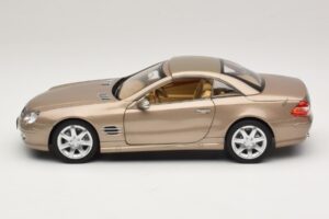 Mercedes SL500 R230 Travertine Beige Norev 1:18 183843 Druckguss — Bild 4 von 9