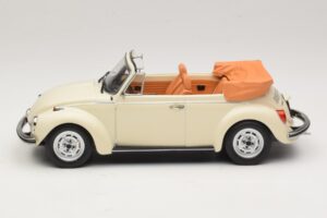 Volkswagen 1303 Cabrio Cream White Norev 1:18 188535 Druckguss — Bild 3 von 6