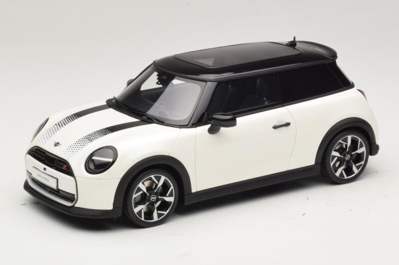 Mini Cooper S F66 Nanuq White Metallic Otto 1:18 Mini Cooper S F66 Nanuq White Metallic Otto 1:18 OT1245 Resin