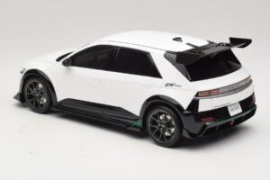 Hyundai Ioniq 5 N DK Edition Atlas White Matt Otto 1:18 OT1227 Resin — Bild 5 von 6