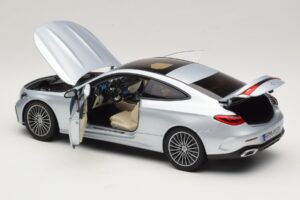 Mercedes CLE C236 Coupé Hightech Silver Norev 1:18 183939 Druckguss — Bild 5 von 8