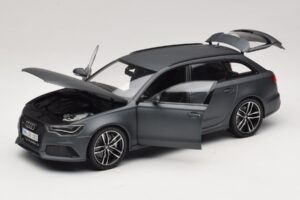 Audi RS6 C7 Avant Daytona Grey Minichamps 1:18 5011216225 Druckguss — Bild 3 von 8